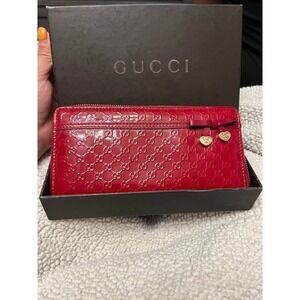 Gucci Red Microguccissima Patent Leather Zip Around Wallet Bow Heart 258406-0416